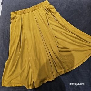 💥4 for $25💥 Lularoe Madison Skater skirt